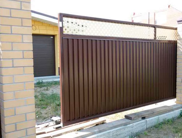 Эстетика и Надежность: Ворота Grand Line для Вашего Дома в Черняховске от 37863 руб